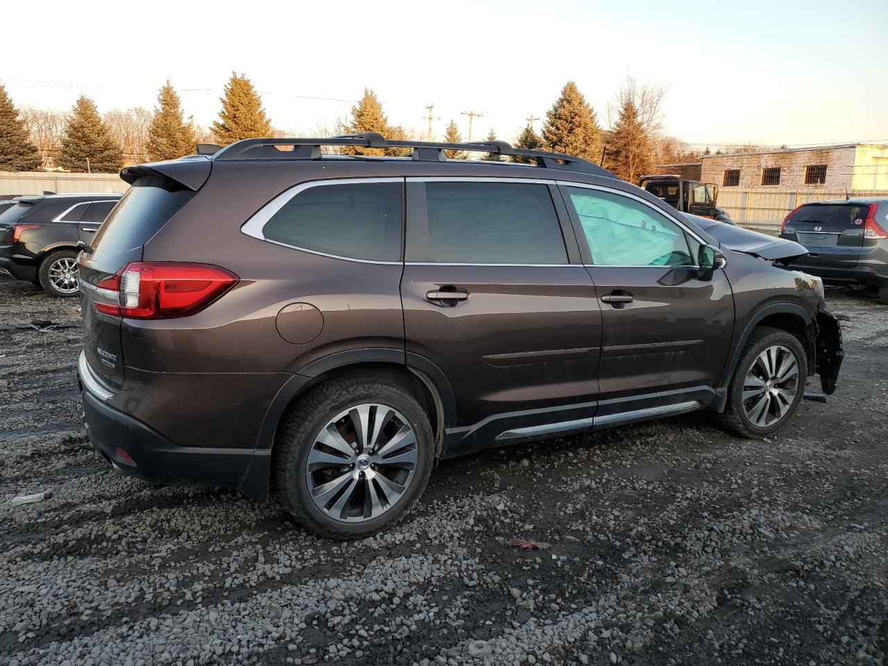 Obraz 3 z 2019 SUBARU ASCENT LIMITED 2019 z VIN 4S4WMAJD8K3431799
