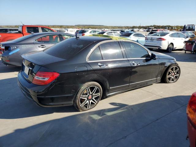 Obraz 3 z 2014 MERCEDES-BENZ C 250 2014 z VIN WDDGF4HB0ER314413
