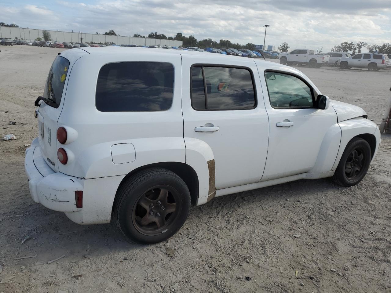 Image 3 of 2011 CHEVROLET HHR LT 2011 with VIN 3GNBABFW2BS619344