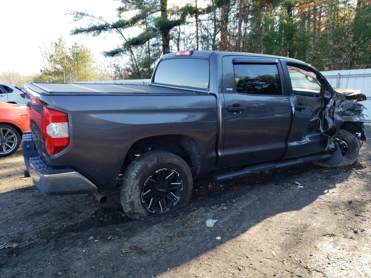 Изображение 3 2016 TOYOTA TUNDRA CREWMAX SR5 2016 с VIN 5TFDY5F14GX499443