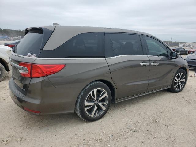 Image 3 of 2018 HONDA ODYSSEY ELITE 2018 with VIN 5FNRL6H95JB075770