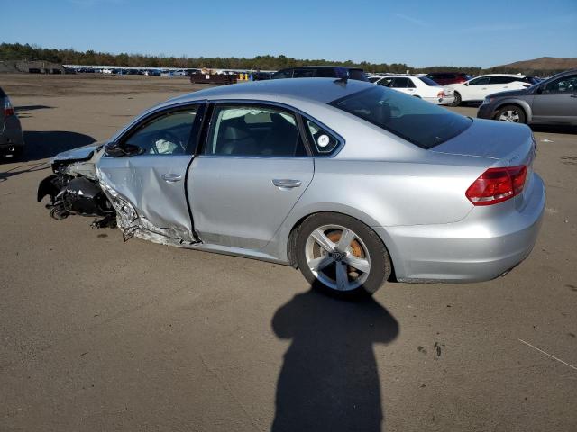 Obraz 2 z 2015 VOLKSWAGEN PASSAT S 2015 z VIN 1VWAT7A34FC114262