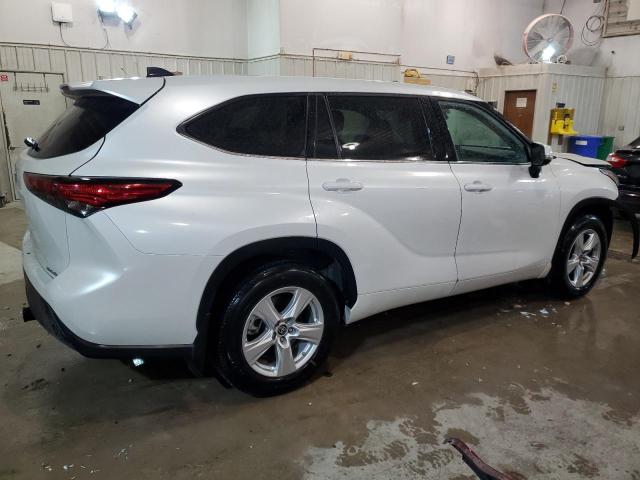 Obraz 3 z 2022 TOYOTA HIGHLANDER L 2022 z VIN 5TDBZRBH0NS590520