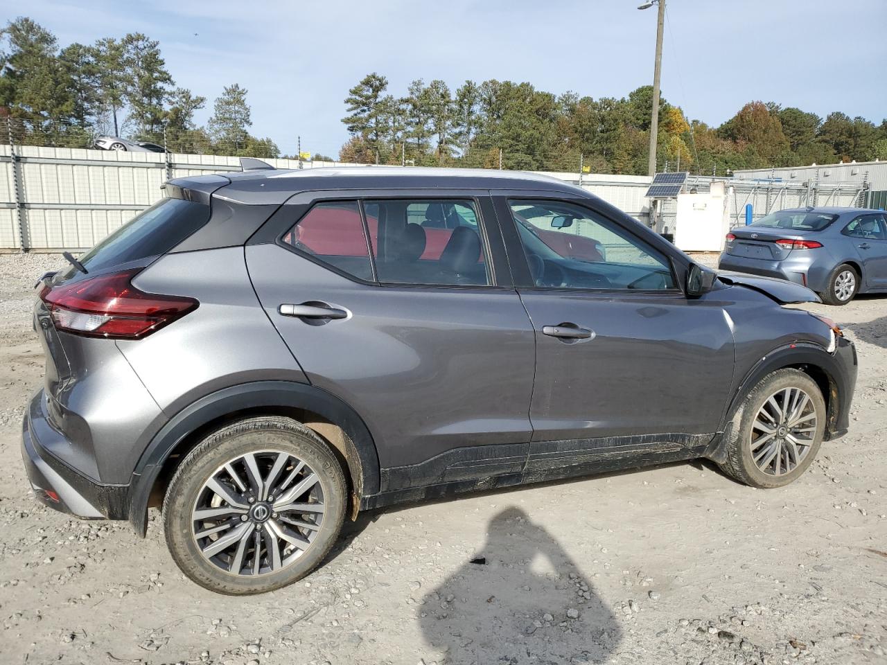 Image 3 of 2021 NISSAN KICKS SV 2021 with VIN 3N1CP5CV9ML525020