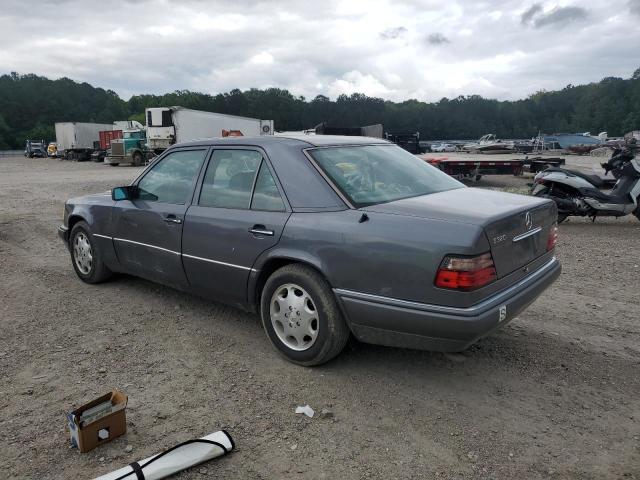 Image 2 of 1995 MERCEDES-BENZ E 320 BASE 1995 with VIN WDBEA32E7SC233662