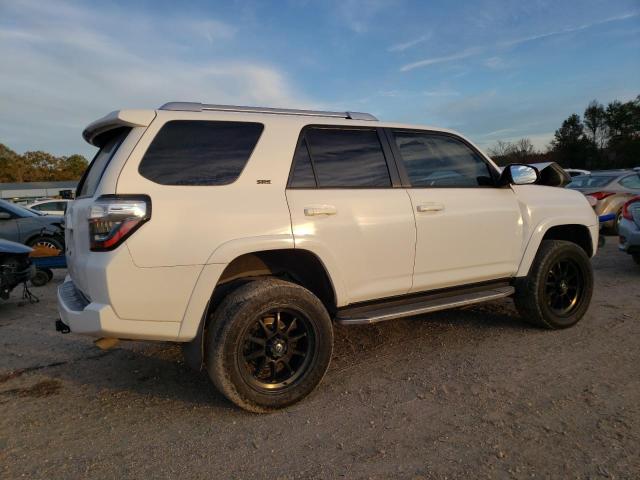 Image 3 of 2015 TOYOTA 4RUNNER SR5 2015 with VIN JTEZU5JR7F5107561
