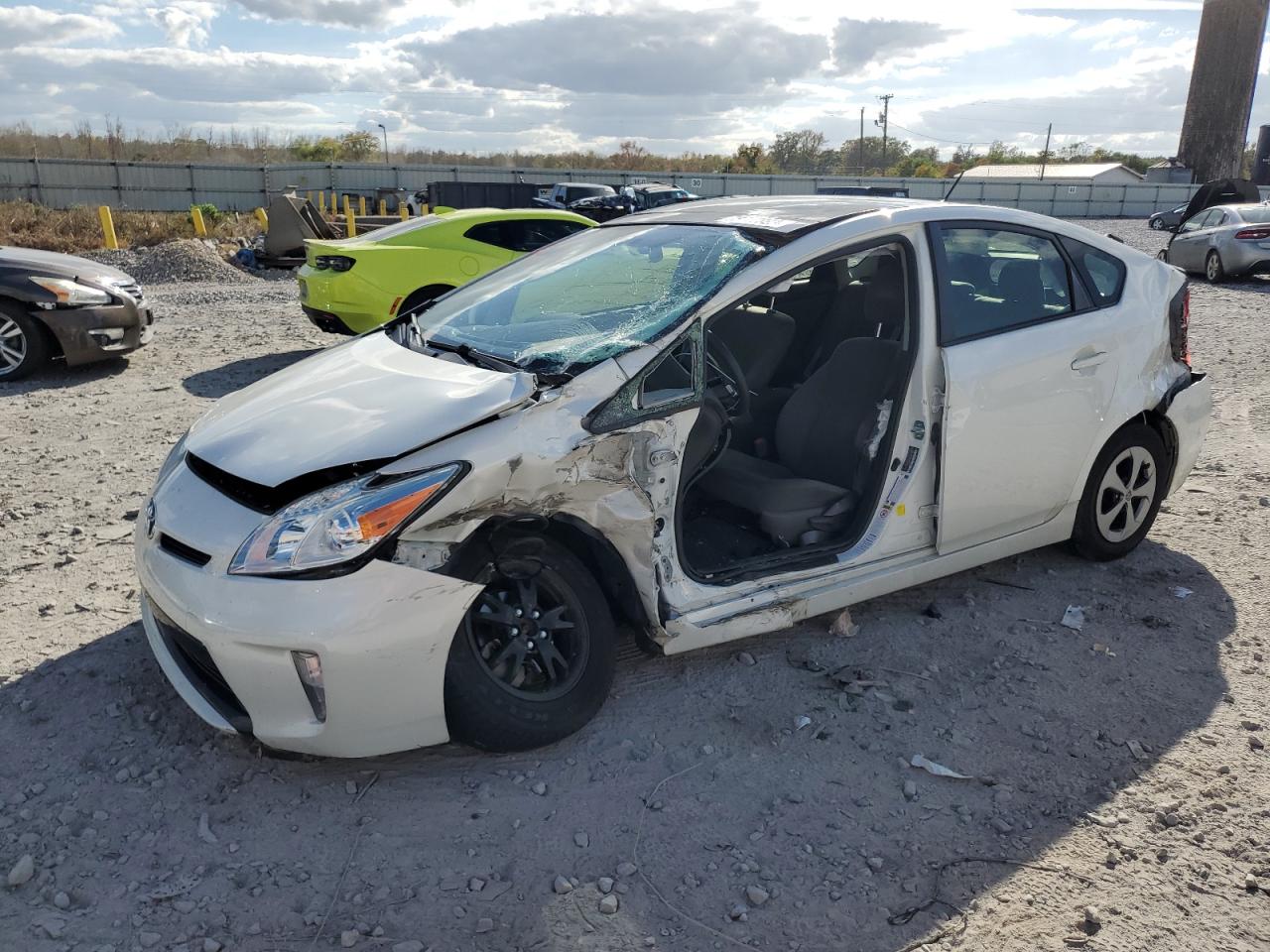 Image 1 of 2015 TOYOTA PRIUS  2015 with VIN JTDKN3DU1F1983833