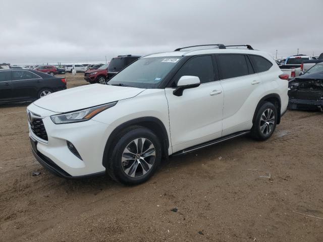 Image 1 of 2020 TOYOTA HIGHLANDER XLE 2020 with VIN 5TDGZRAHXLS500262