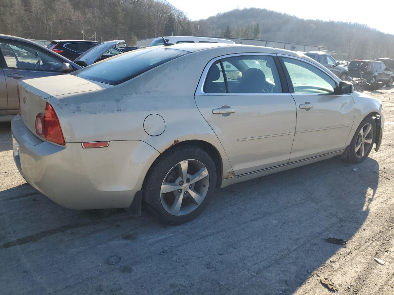 Image 3 of 2011 CHEVROLET MALIBU 1LT 2011 with VIN 1G1ZC5E16BF271733