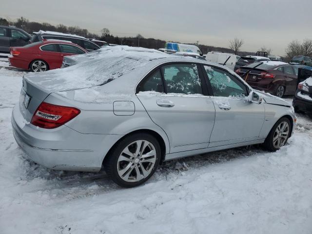 Image 3 of 2012 MERCEDES-BENZ C 250 2012 with VIN WDDGF4HBXCA605710