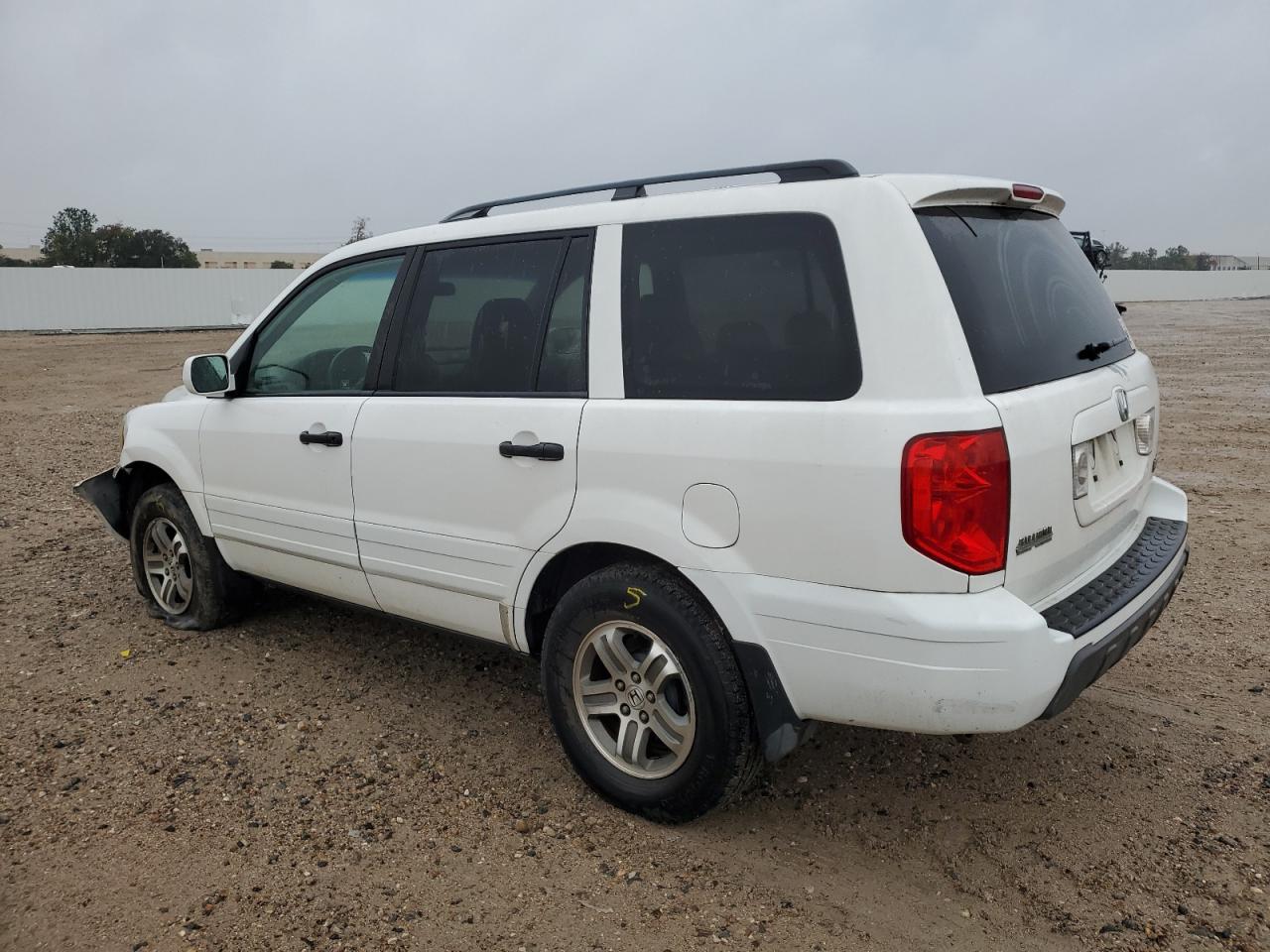 Obraz 2 z 2004 HONDA PILOT EX 2004 z VIN 2HKYF18454H611519