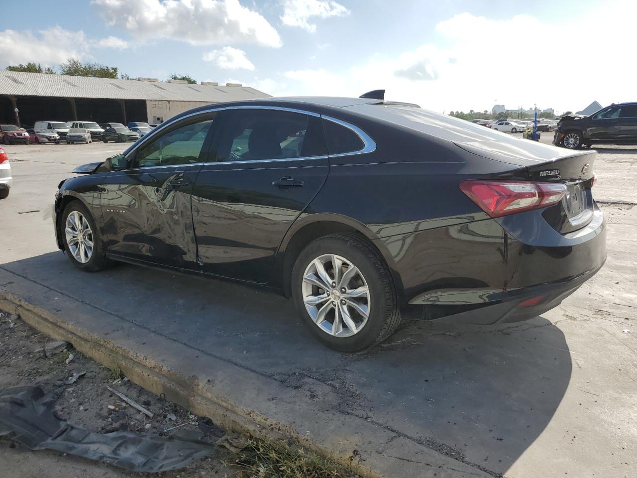 Image 2 of 2020 CHEVROLET MALIBU LT 2020 with VIN 1G1ZD5ST4LF043962