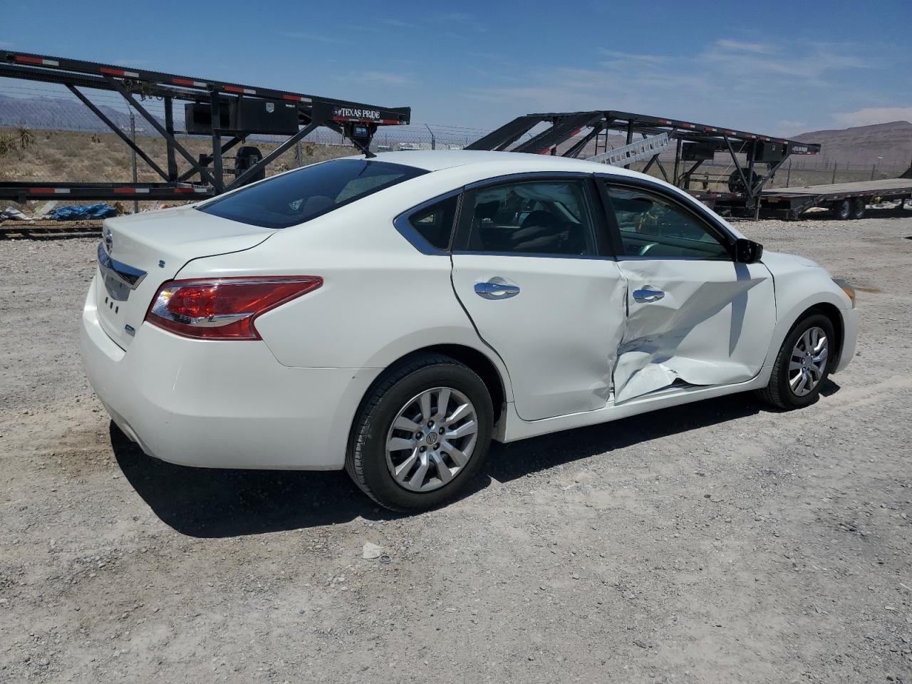 Image 3 of 2013 NISSAN ALTIMA 2.5 2013 with VIN 1N4AL3AP0DN550788