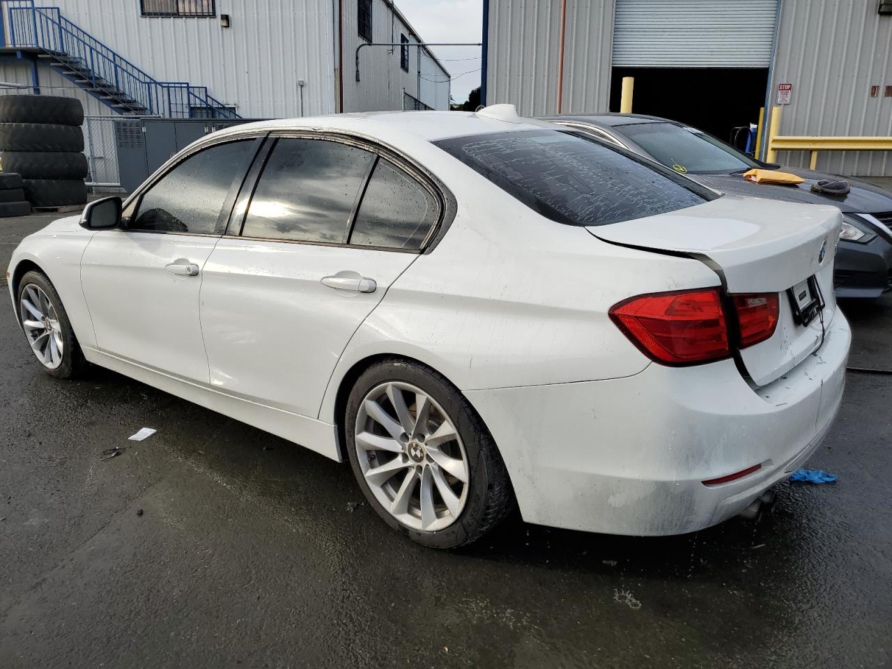 Obraz 2 z 2012 BMW 328 I 2012 z VIN WBA3A5C54CF342080