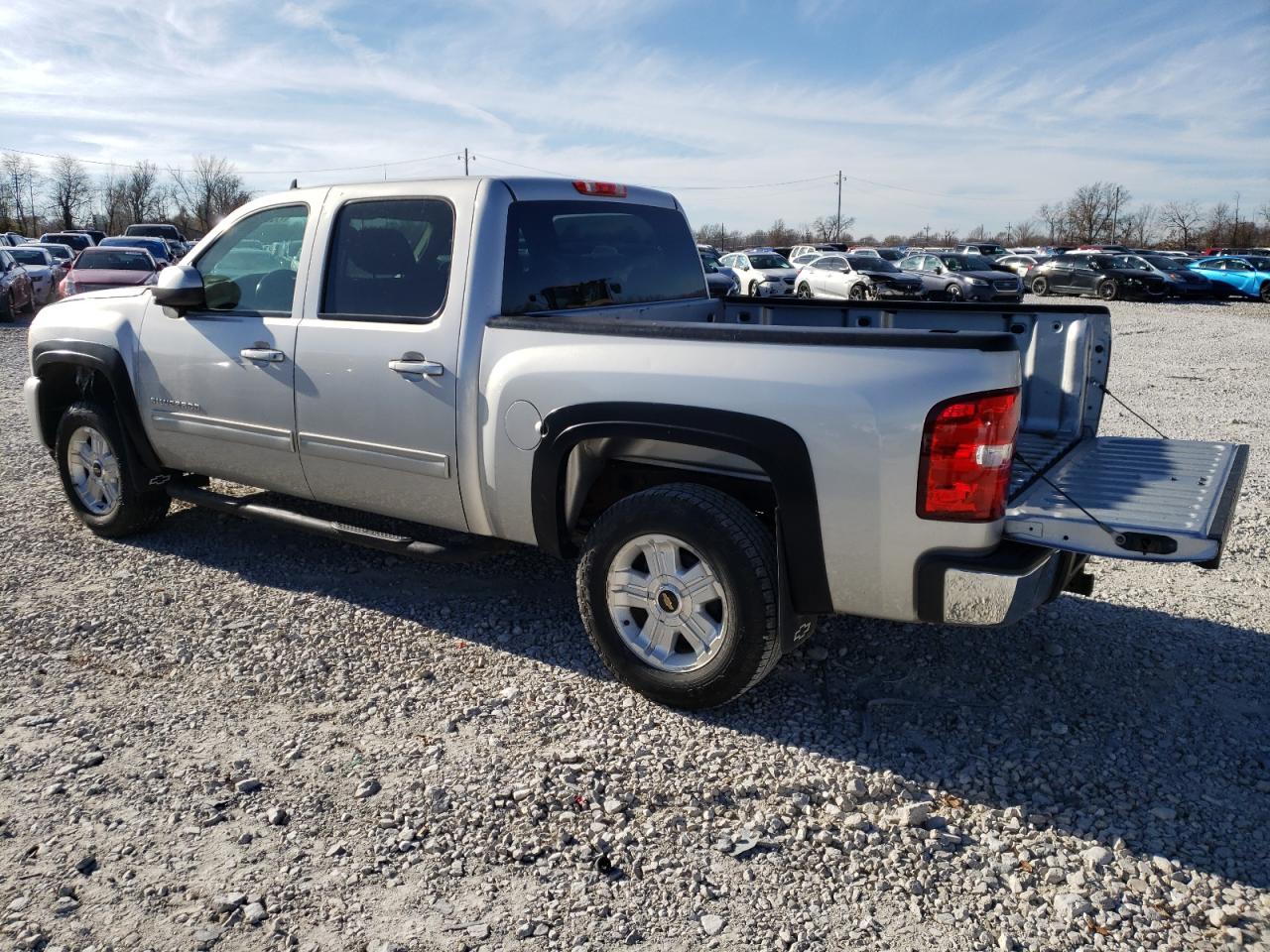 Obraz 2 z 2010 CHEVROLET SILVERADO K1500 LT 2010 z VIN 3GCRKSE37AG216652