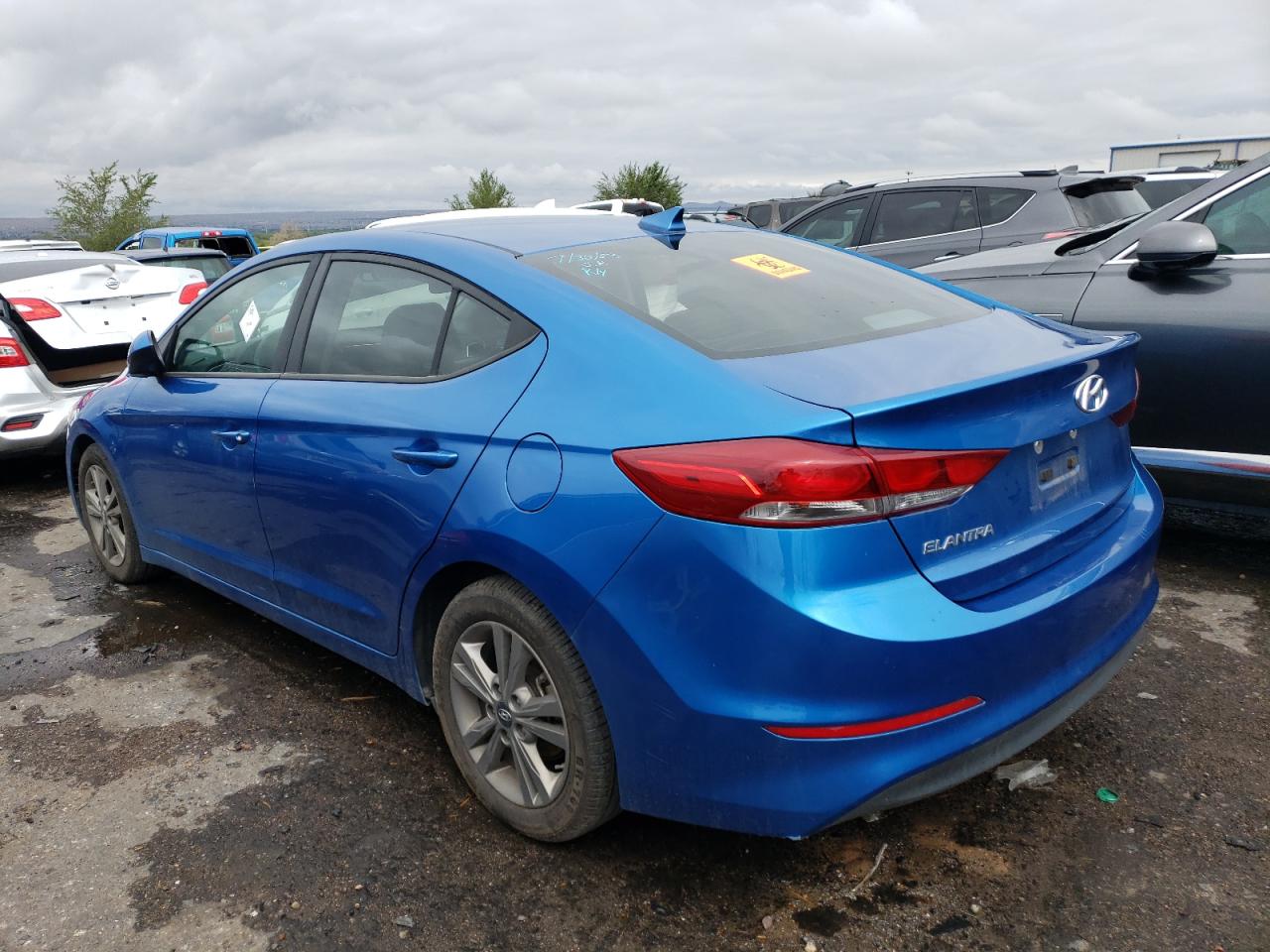 Image 2 of 2018 HYUNDAI ELANTRA SEL 2018 with VIN 5NPD84LFXJH292763