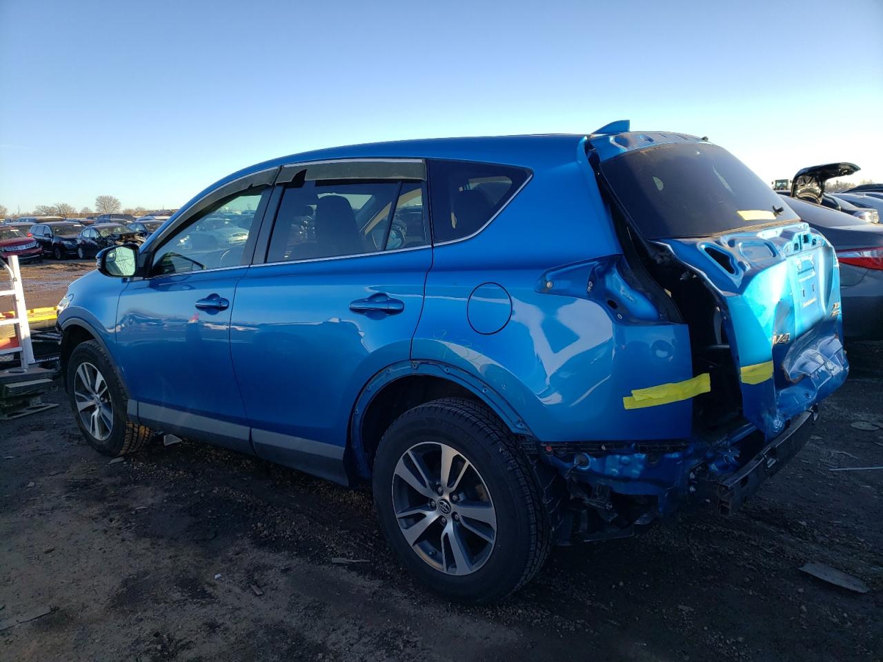 Изображение 2 2016 TOYOTA RAV4 XLE 2016 с VIN 2T3RFREV9GW461976