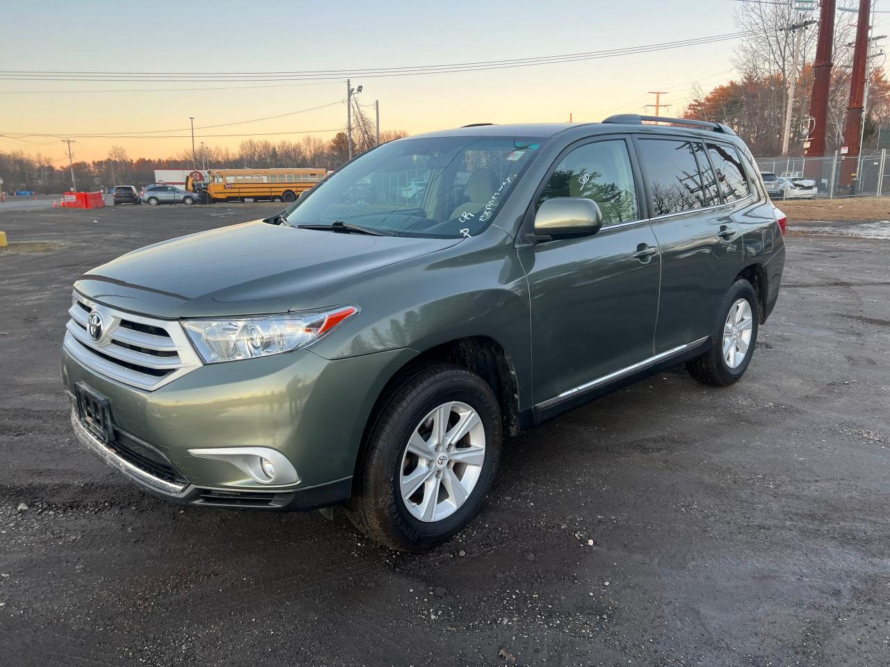 Image 2 of 2012 TOYOTA HIGHLANDER BASE 2012 with VIN 5TDBK3EH3CS154660