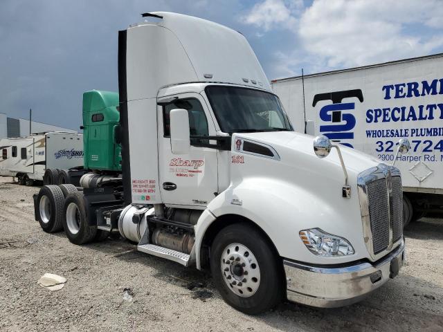2017 KENWORTH CONSTRUCTION T680 2017 image