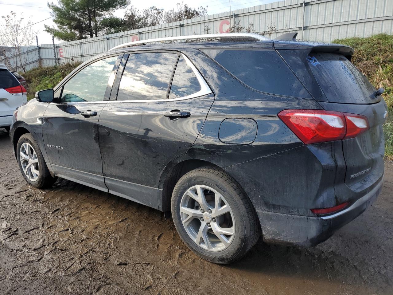Image 2 of 2019 CHEVROLET EQUINOX LT 2019 with VIN 3GNAXVEX3KL251532