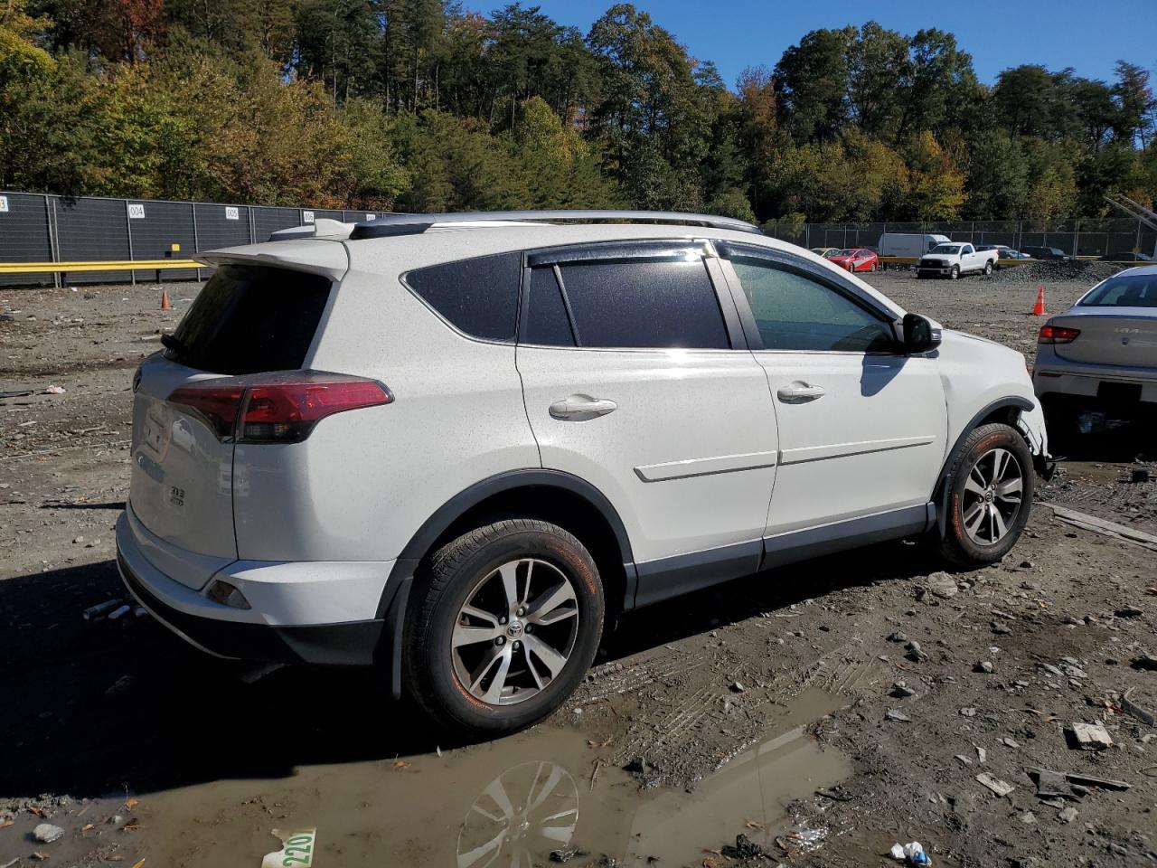 Image 3 of 2017 TOYOTA RAV4 XLE 2017 with VIN JTMRFREVXHD218739