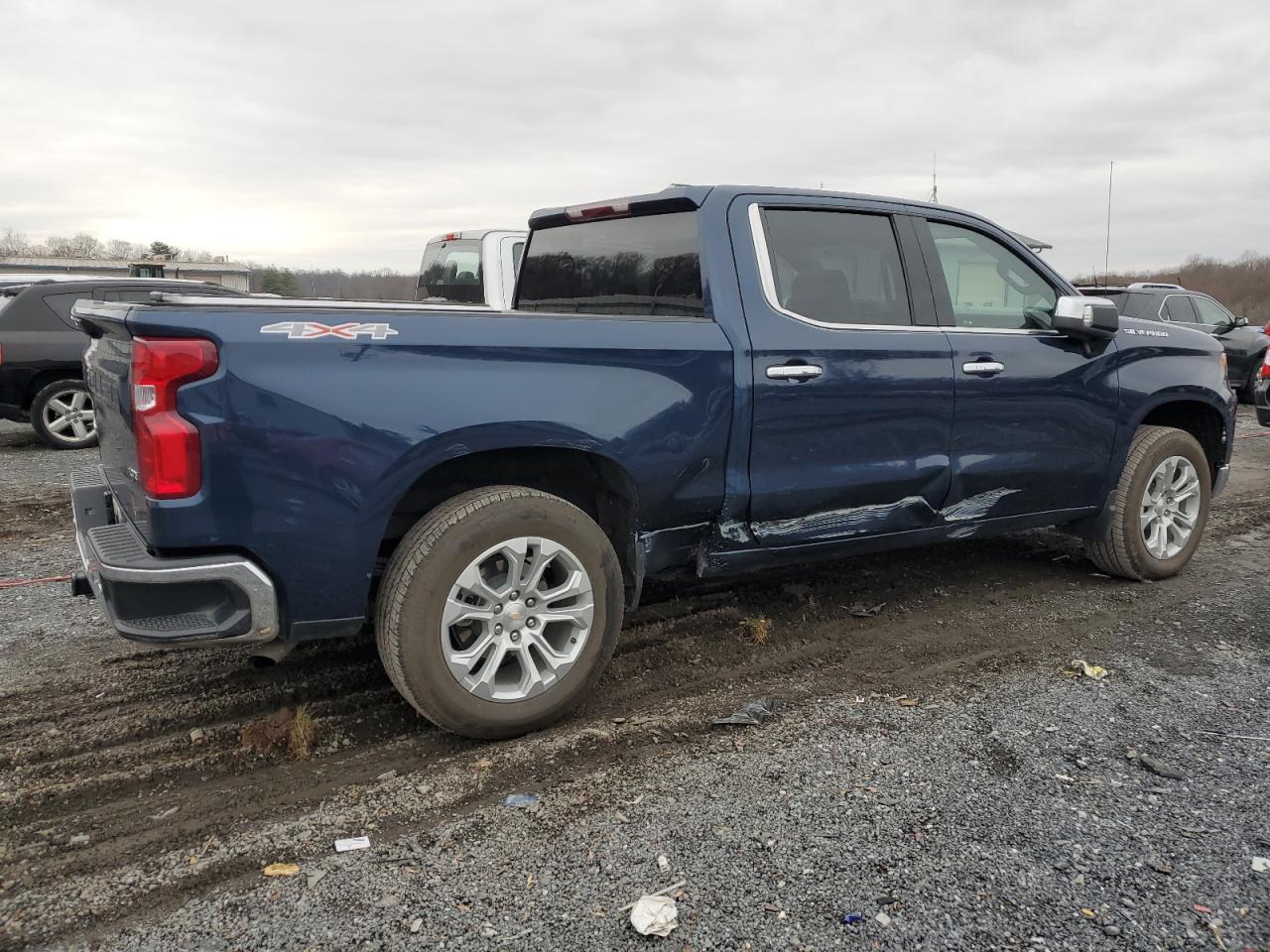 Изображение 3 2023 CHEVROLET SILVERADO K1500 LTZ 2023 с VIN 2GCUDGED0P1106036