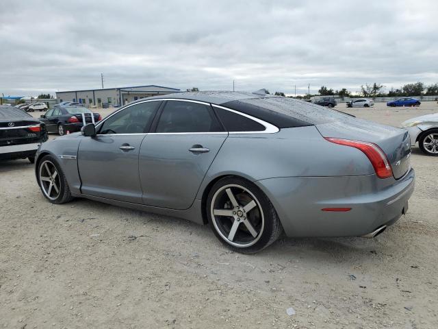 Изображение 2 2013 Jaguar XJ 2013 с VIN SAJWA1C7XD8V49770