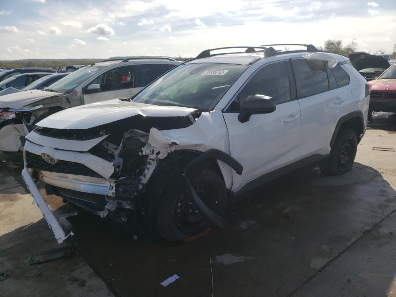 Image 1 of 2020 TOYOTA RAV4 LE 2020 with VIN 2T3H1RFV5LC039353