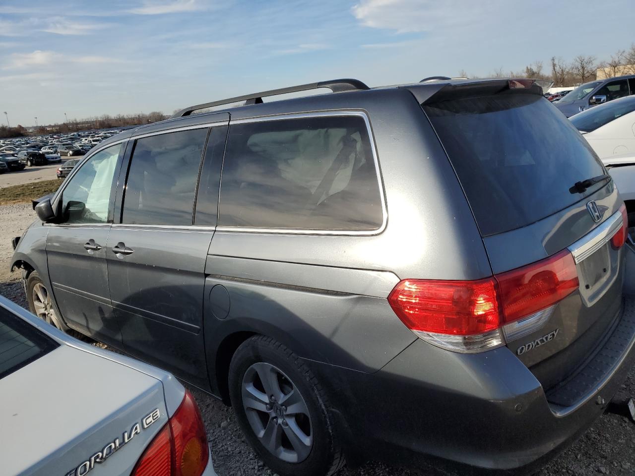 Obraz 2 z 2010 HONDA ODYSSEY TOURING 2010 z VIN 5FNRL3H95AB071782