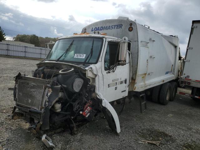 Image 2 of 2005 STERLING TRUCK LT 7500 2005 with VIN 2FZHATDC65AN69603