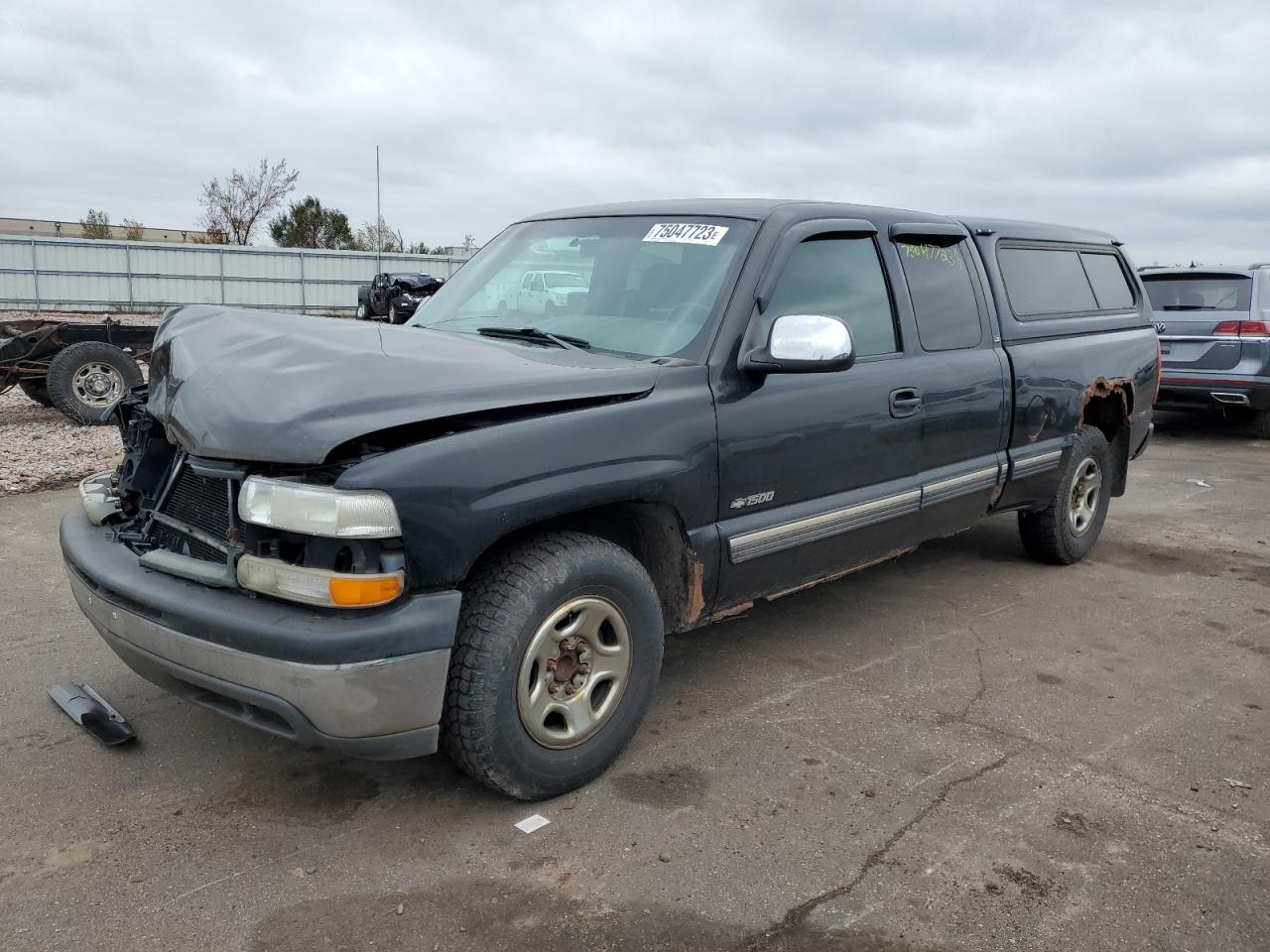 Image 1 of 2001 CHEVROLET SILVERADO C1500 2001 with VIN 1GCEC19W51Z237414