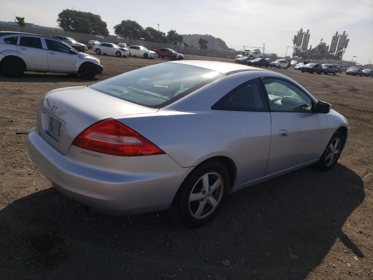 Image 3 of 2003 HONDA ACCORD EX 2003 with VIN 1HGCM72613A033018