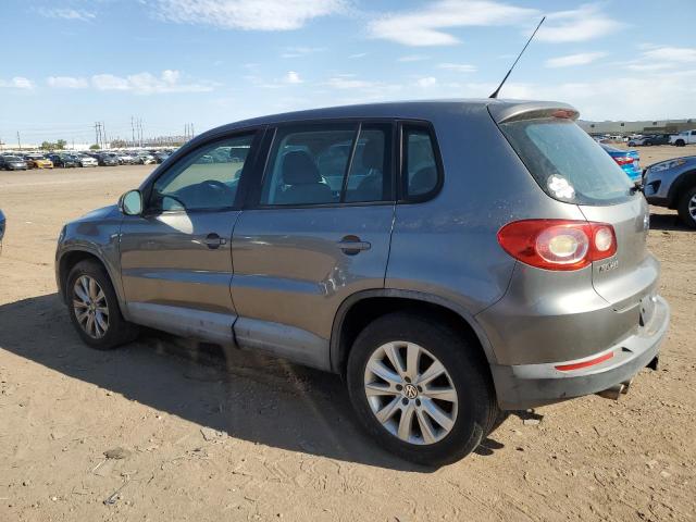 Image 2 of 2010 VOLKSWAGEN TIGUAN S 2010 with VIN WVGAV7AX7AW513556