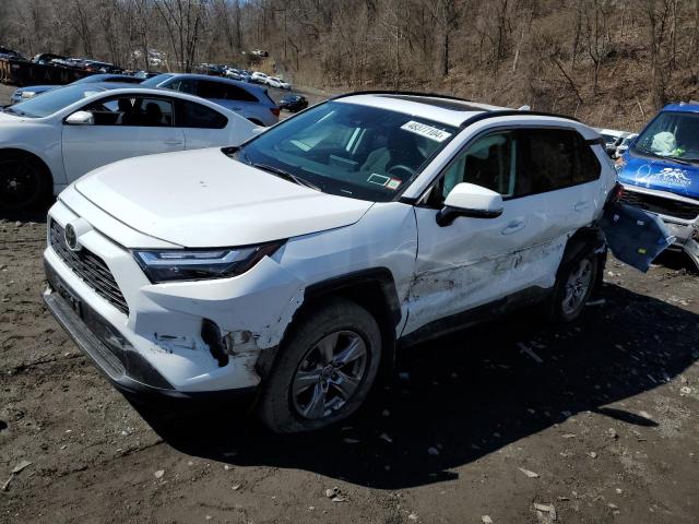 Изображение 1 2022 TOYOTA RAV4 XLE 2022 с VIN 2T3P1RFV3NW318295