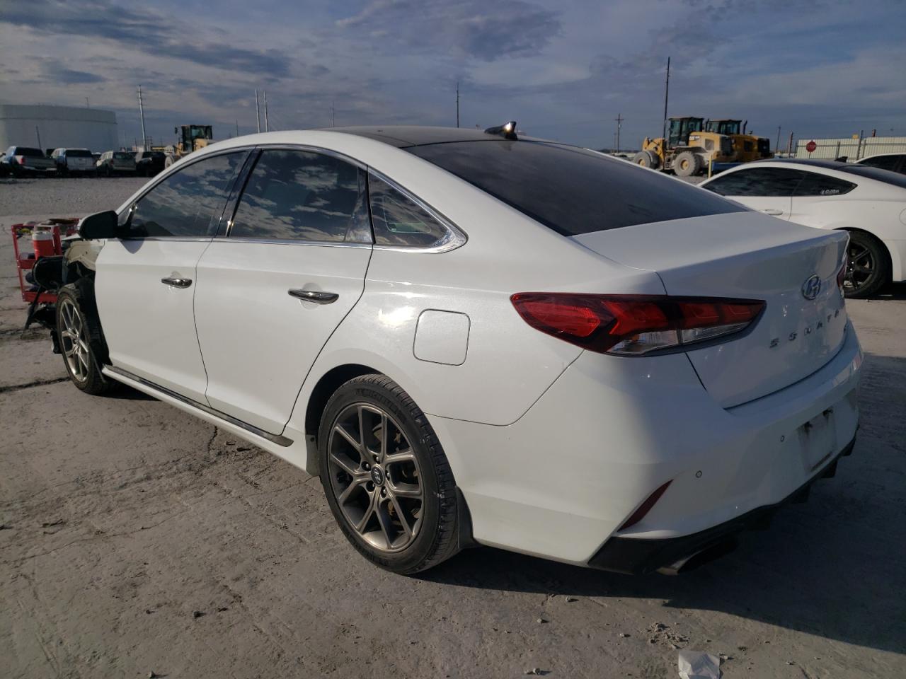 Obraz 2 z 2019 HYUNDAI SONATA LIMITED TURBO 2019 z VIN 5NPE34AB2KH797944