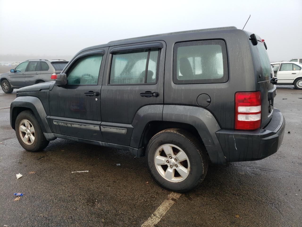 Изображение 2 2011 JEEP LIBERTY SPORT 2011 с VIN 1J4PP2GK4BW580263