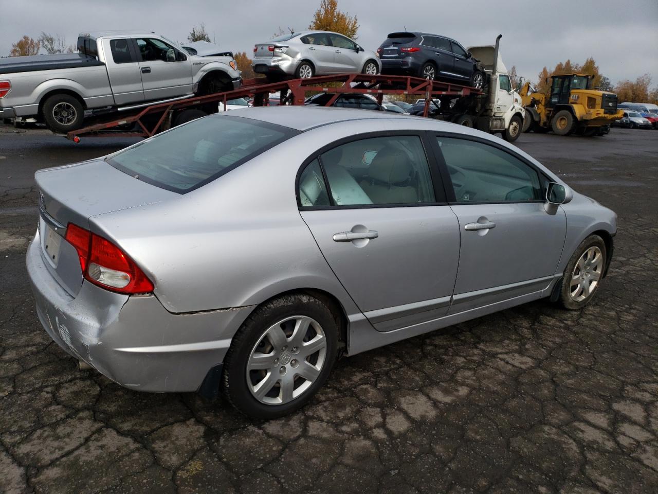 Image 3 of 2010 HONDA CIVIC LX 2010 with VIN 19XFA1F51AE066775