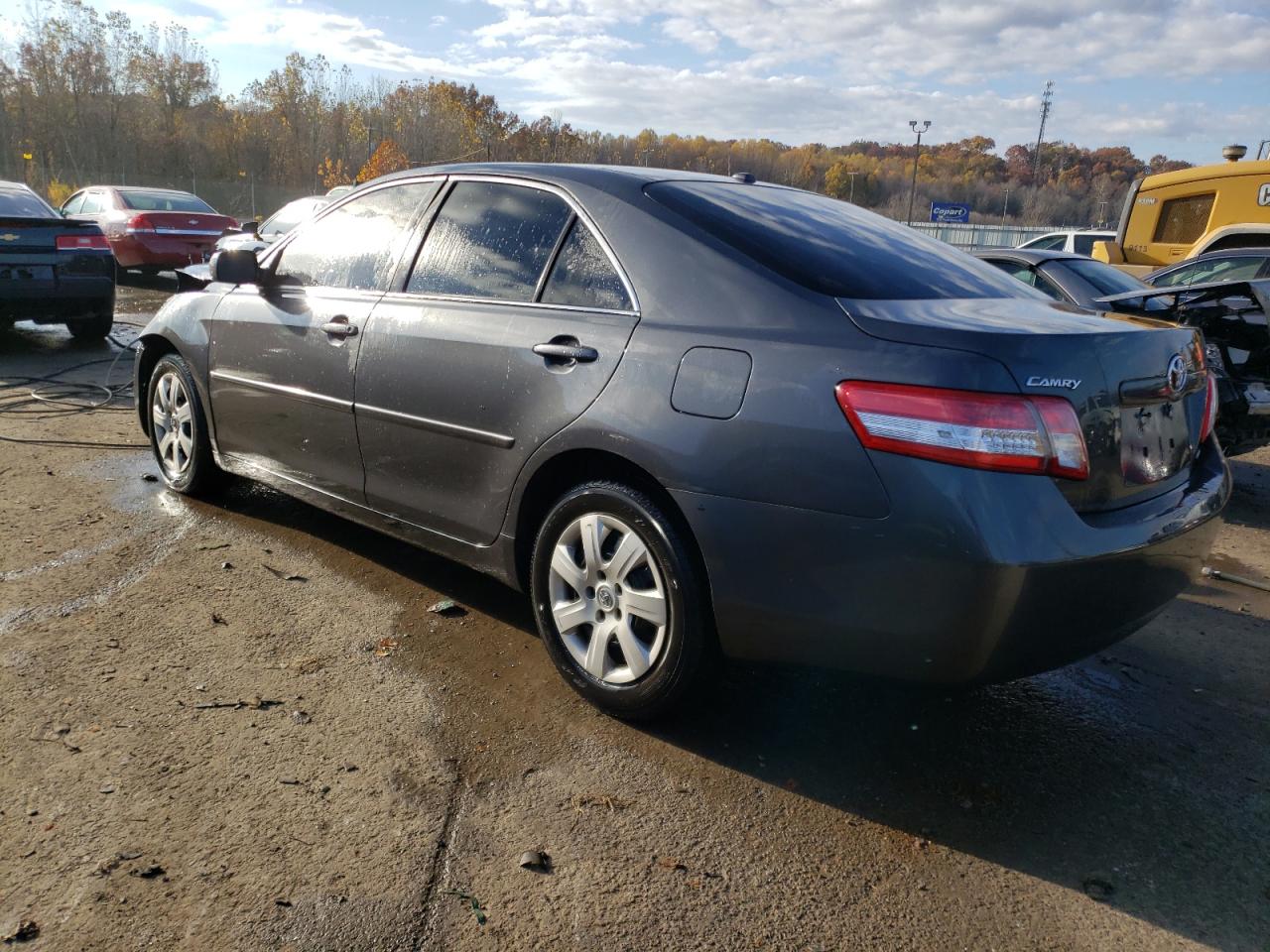 Obraz 2 z 2010 TOYOTA CAMRY BASE 2010 z VIN 4T1BF3EK0AU093420