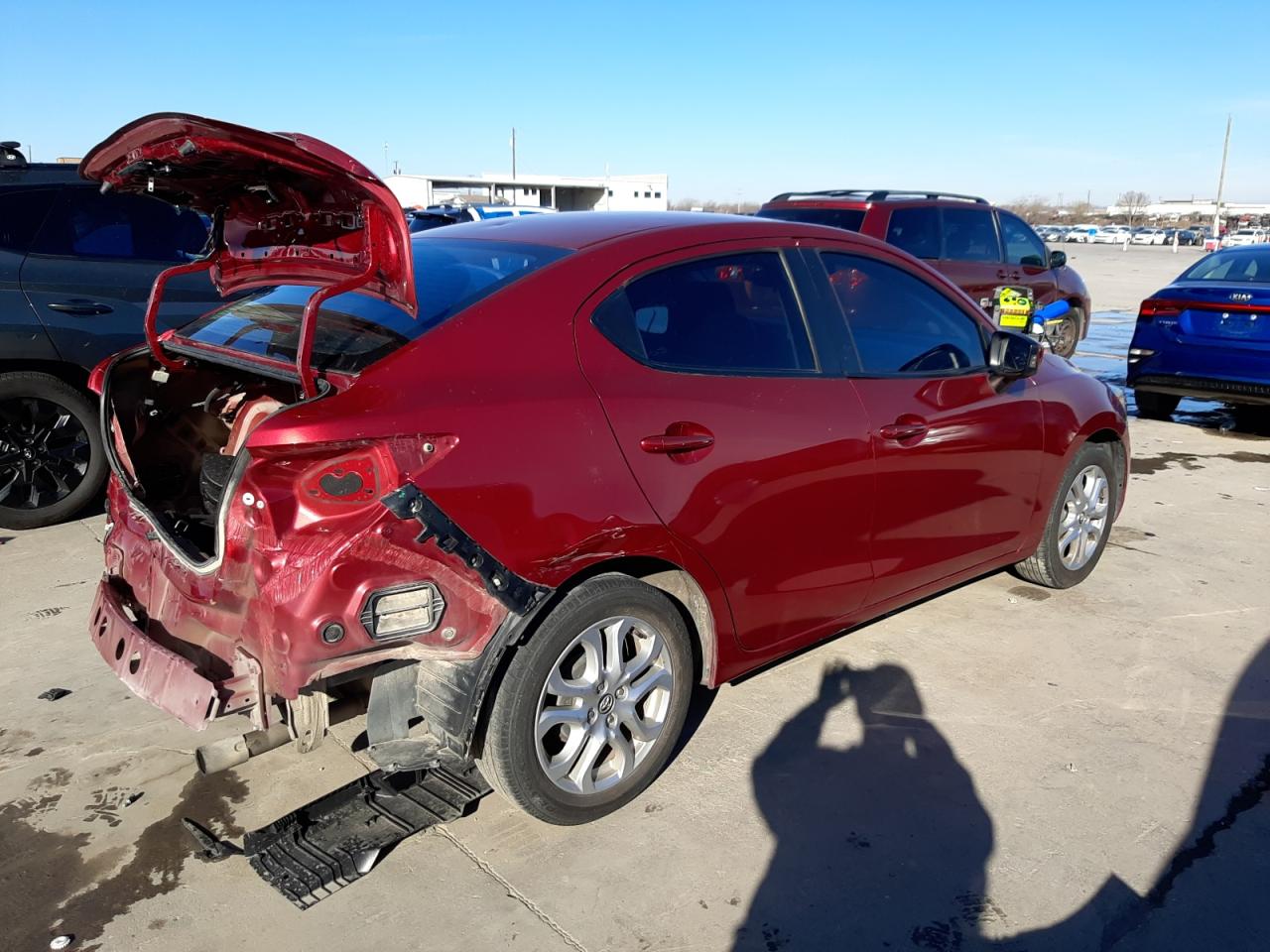 Image 3 of 2017 TOYOTA YARIS IA  2017 with VIN 3MYDLBYVXHY178652