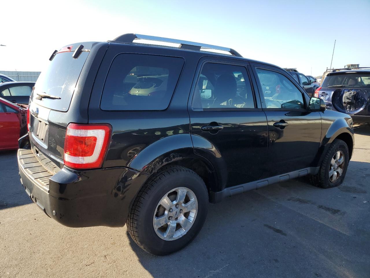 Obraz 3 z 2011 FORD ESCAPE LIMITED 2011 z VIN 1FMCU9E76BKB15104