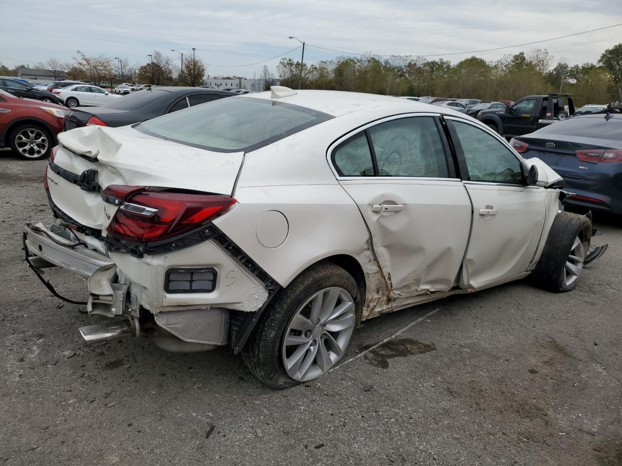 Image 3 of 2015 BUICK REGAL PREMIUM 2015 with VIN 2G4GN5EX6F9188794