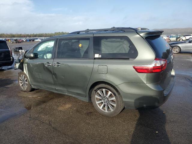 Obraz 2 z 2018 TOYOTA SIENNA XLE 2018 z VIN 5TDDZ3DC9JS209278