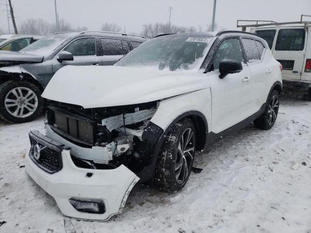 Obraz 2 z 2021 VOLVO XC40 T5 R-DESIGN 2021 z VIN YV4162UM1M2493156