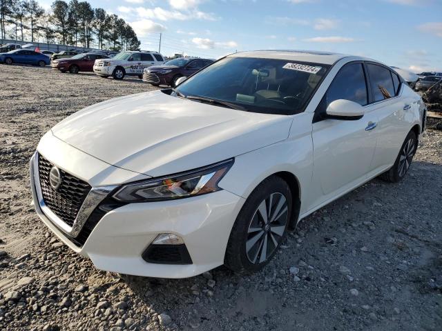 Image 1 of 2022 NISSAN ALTIMA SV 2022 with VIN 1N4BL4DV4NN332665