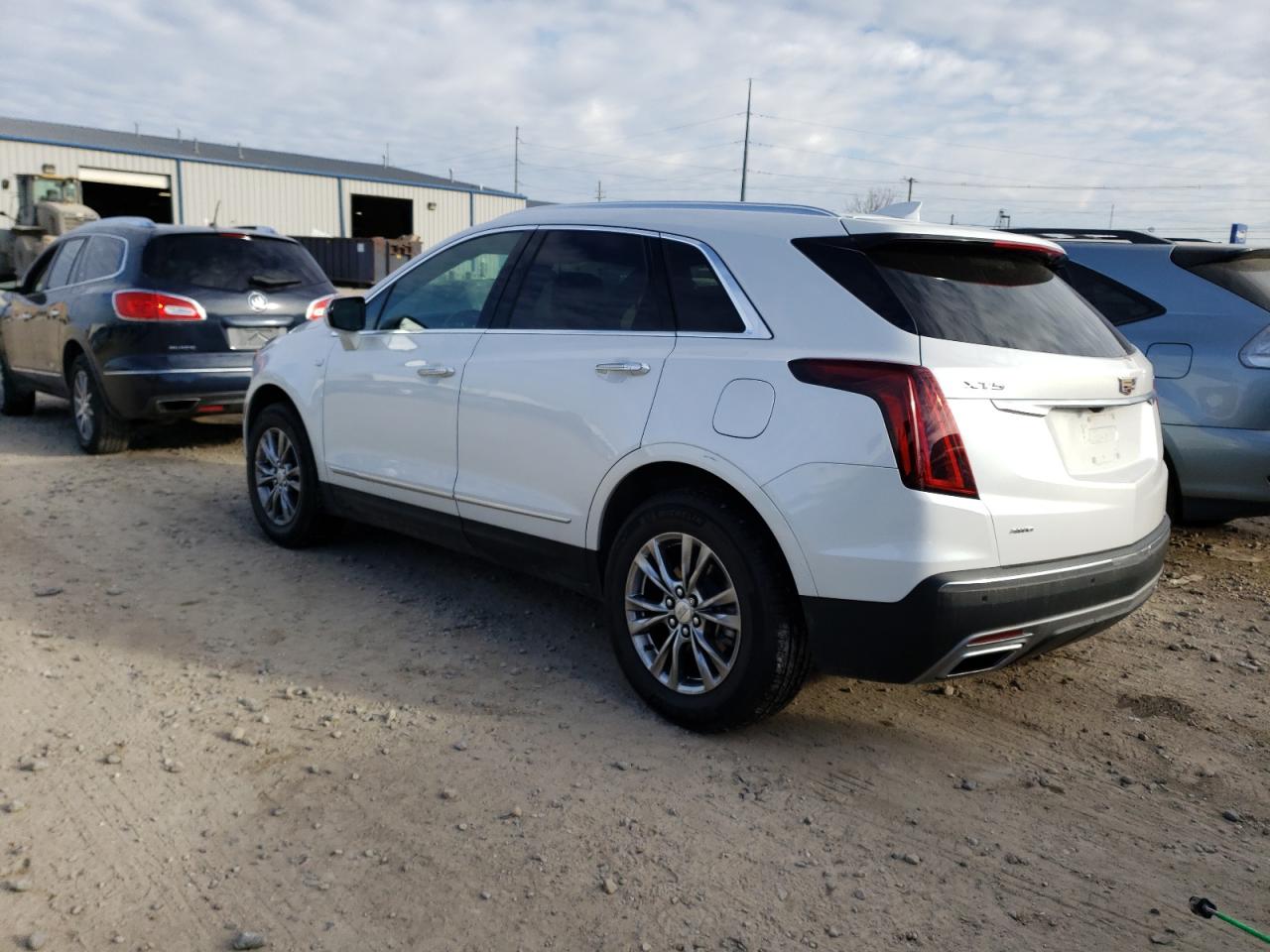 Obraz 2 z 2021 CADILLAC XT5 PREMIUM LUXURY 2021 z VIN 1GYKNDRS7MZ125773