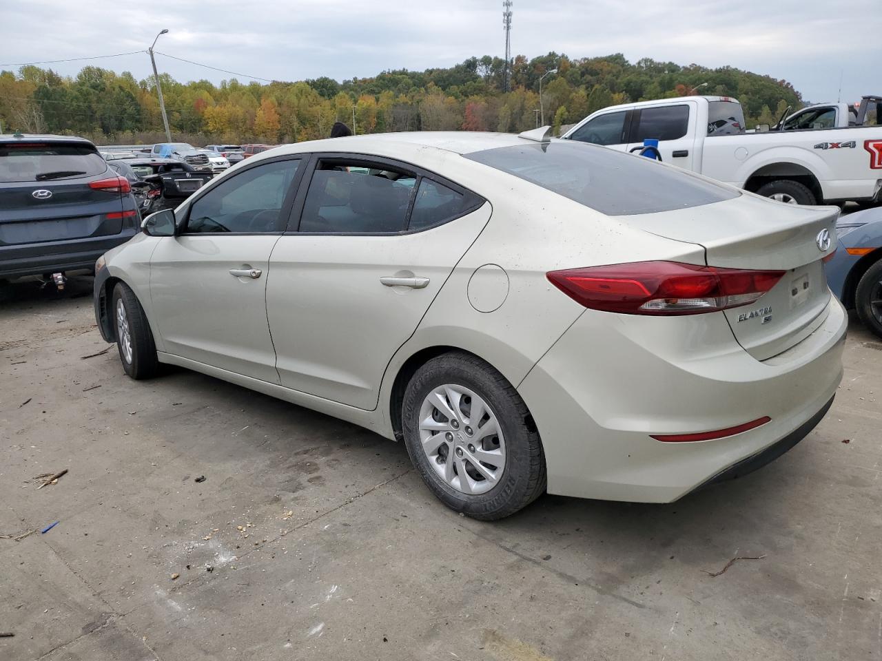 Image 2 of 2017 HYUNDAI ELANTRA SE 2017 with VIN 5NPD74LF3HH101679