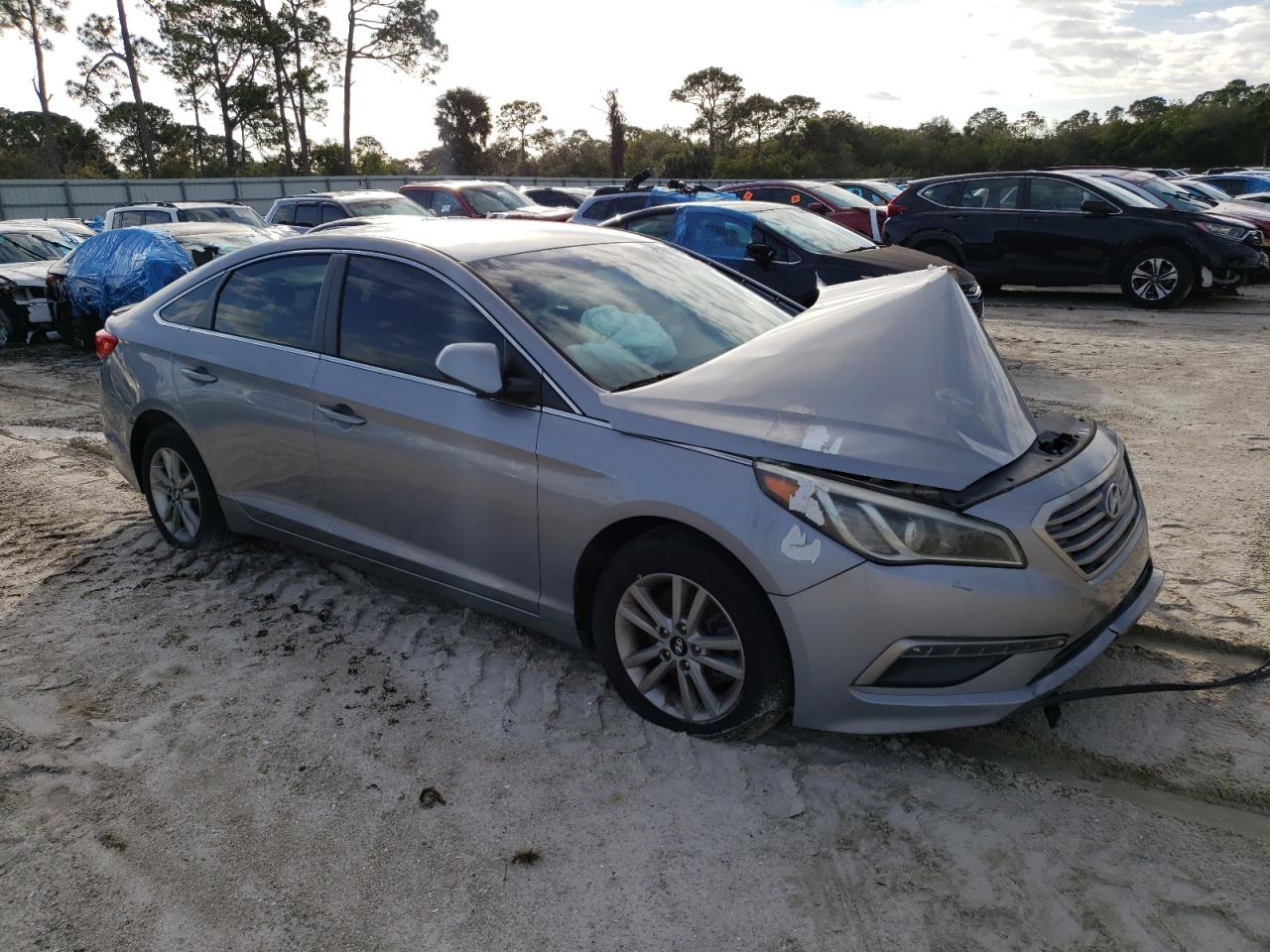 Изображение 1 2015 HYUNDAI SONATA SE 2015 с VIN 5NPE24AFXFH164751