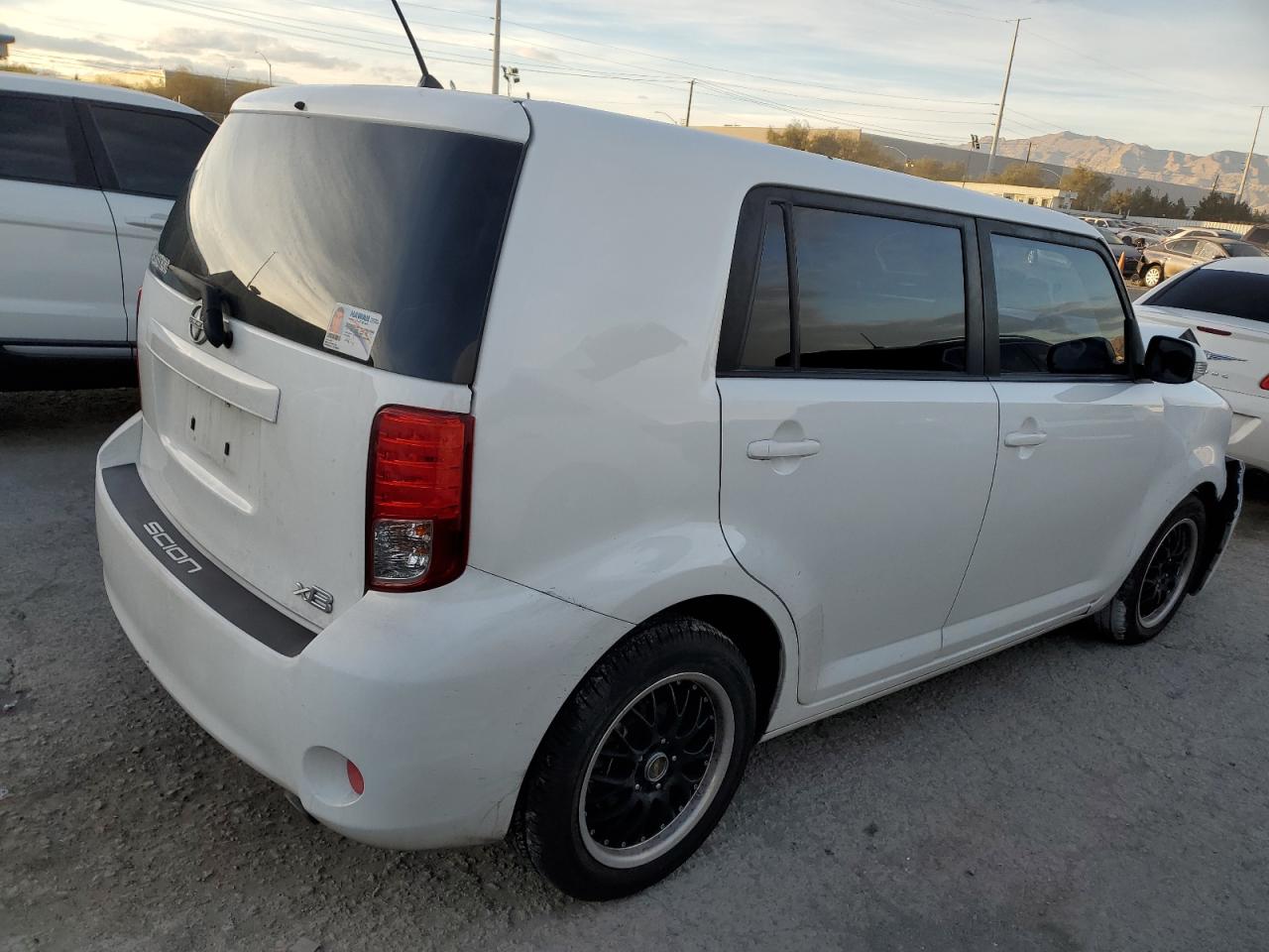 Изображение 3 2011 TOYOTA SCION XB 2011 с VIN JTLZE4FE5B1138668