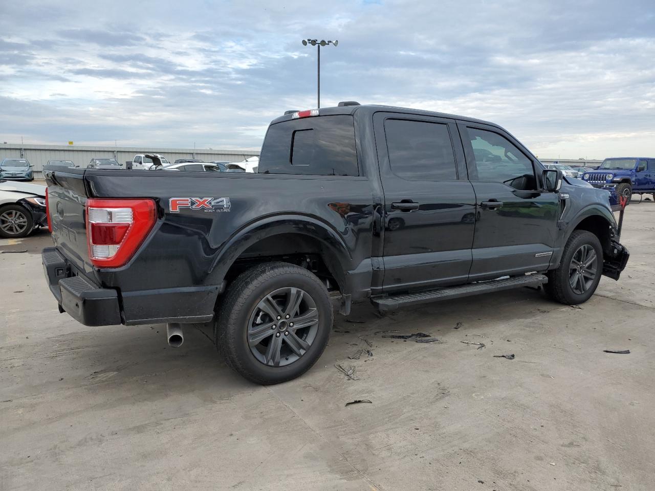 Obraz 3 z 2023 FORD F150 SUPERCREW 2023 z VIN 1FTFW1EDXPFB64437