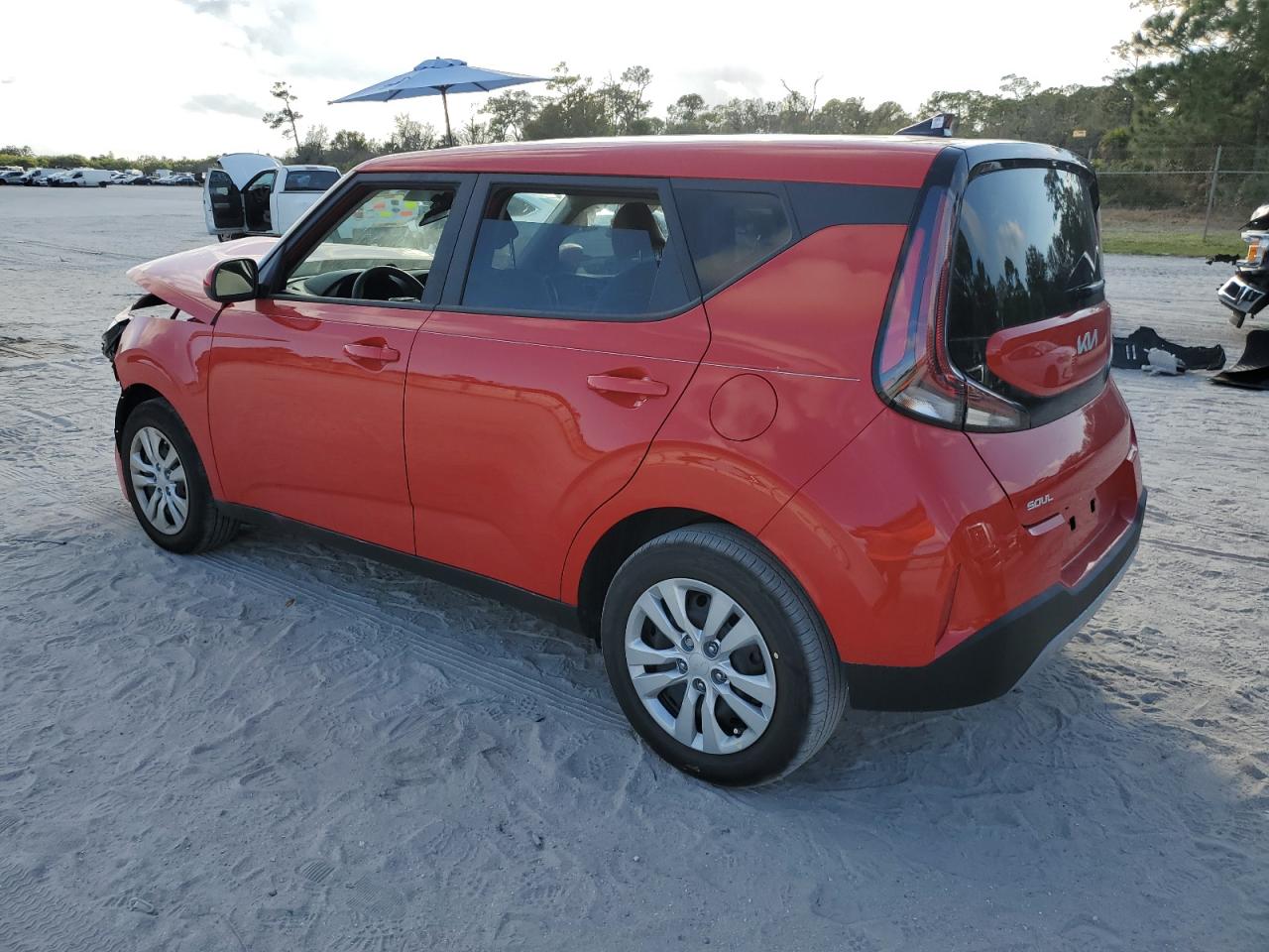 Obraz 2 z 2024 KIA SOUL LX 2024 z VIN KNDJ23AU2R7220004